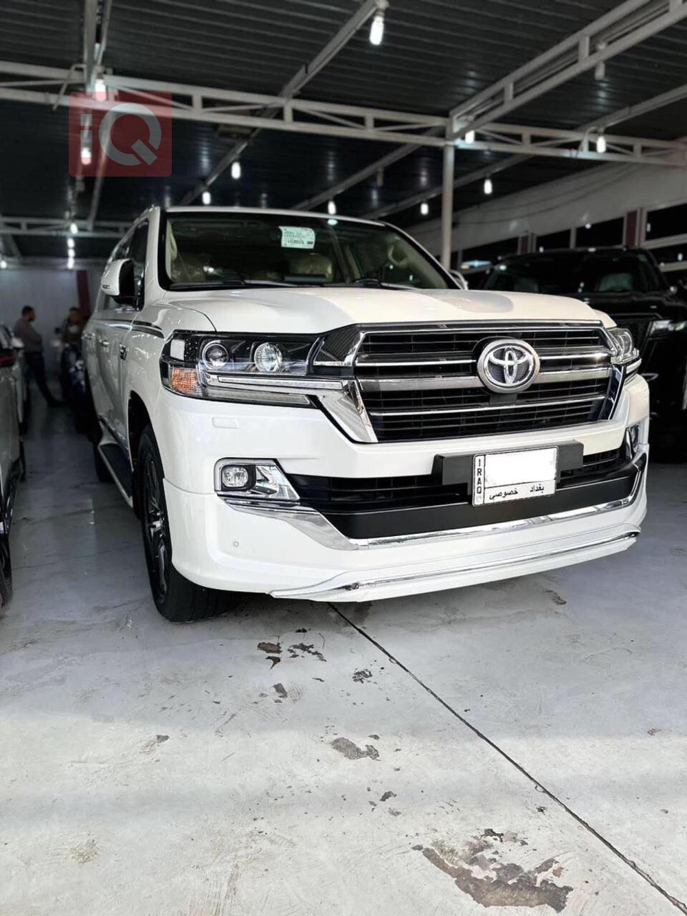 تويوتا لاندكروزر